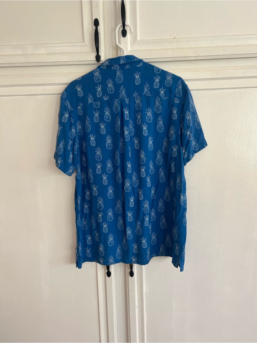 Chubbies pineapple print button down - Picture 2 of 3